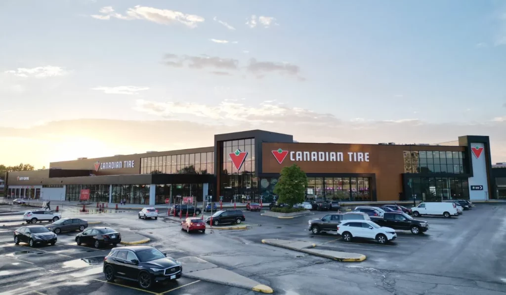 Where is the Largest Canadian Tire Store in Canada